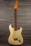 USED - Fender AV '62 hotrod reissue strat olympic white