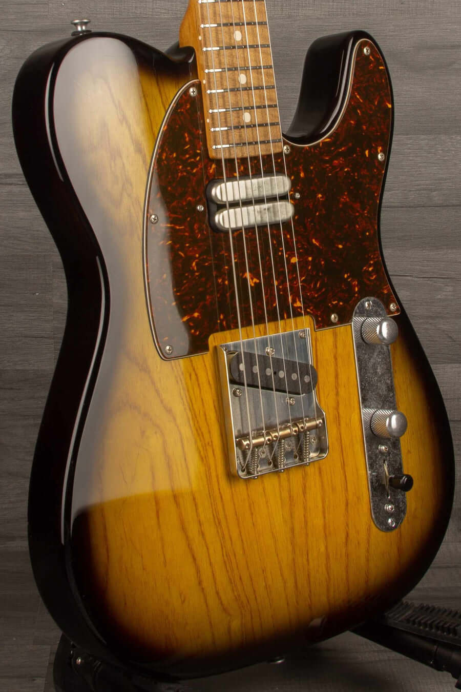 Patrick James Eggle 'OZ-T Bangers & Mash - 2 tone burst #31067 | MusicStreet