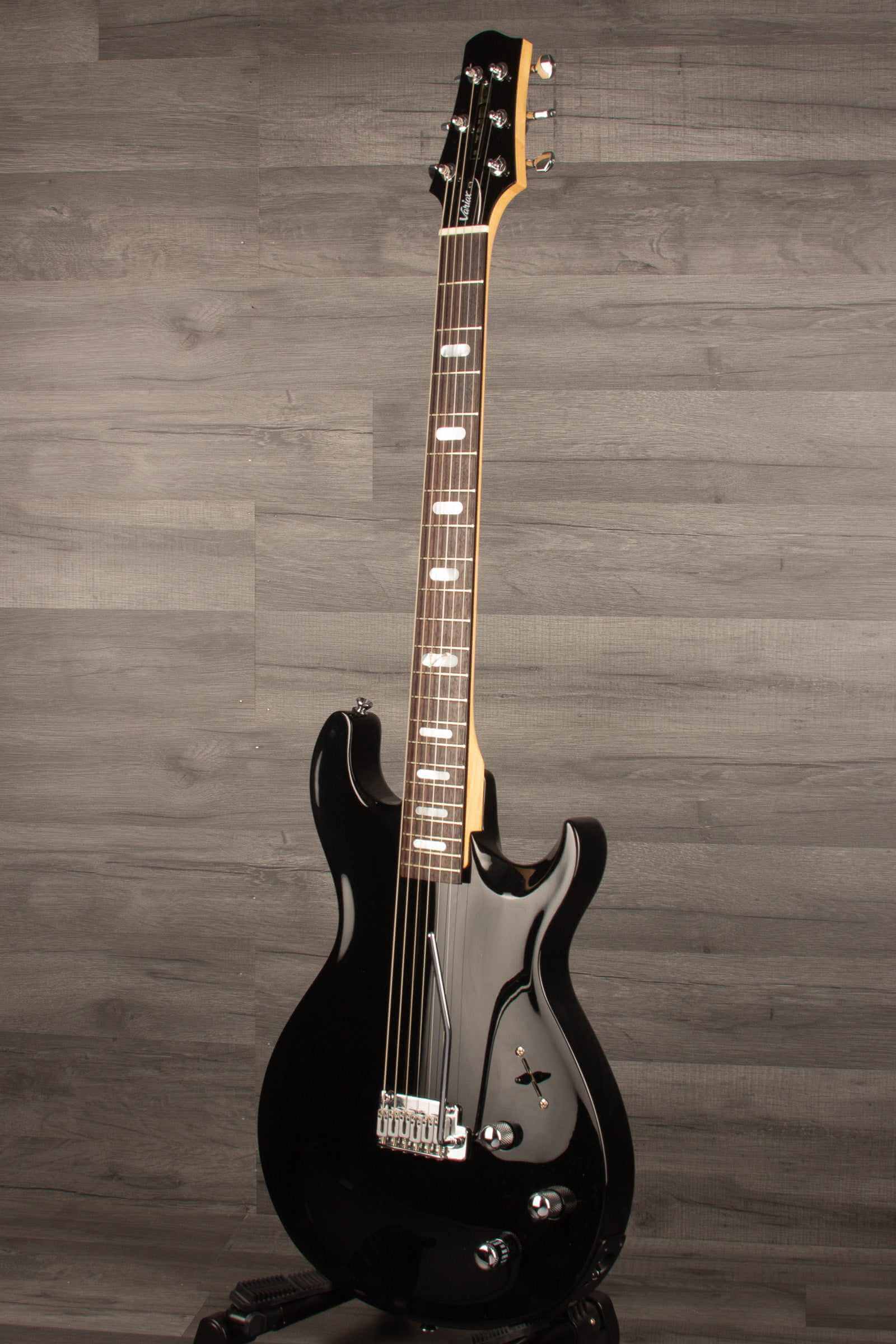 USED - Line 6 Variax 700 Gloss black