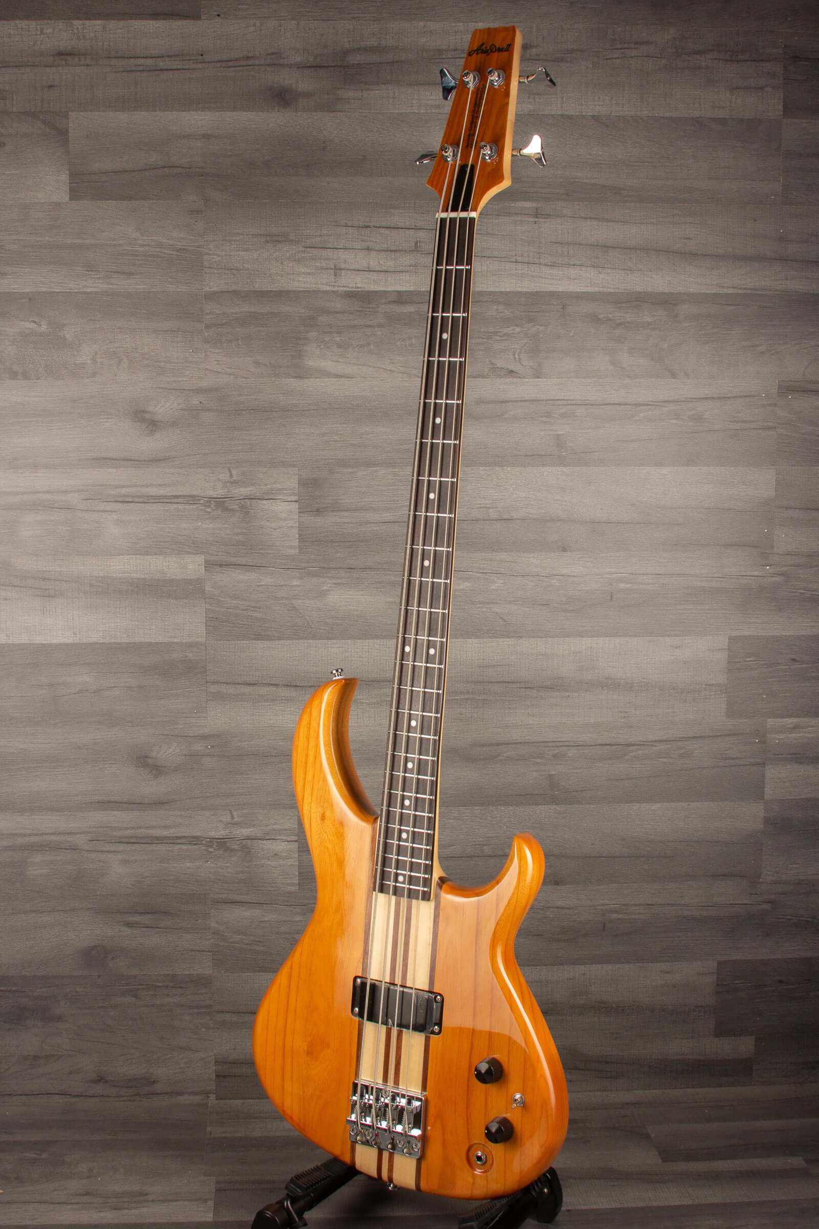 Aria SB-700 Bass Guitar - Oak