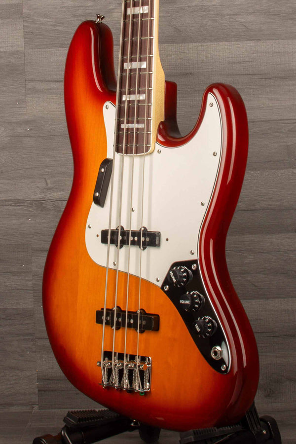 Fender Made in Japan International Color Jazz Bass®, Rosewood