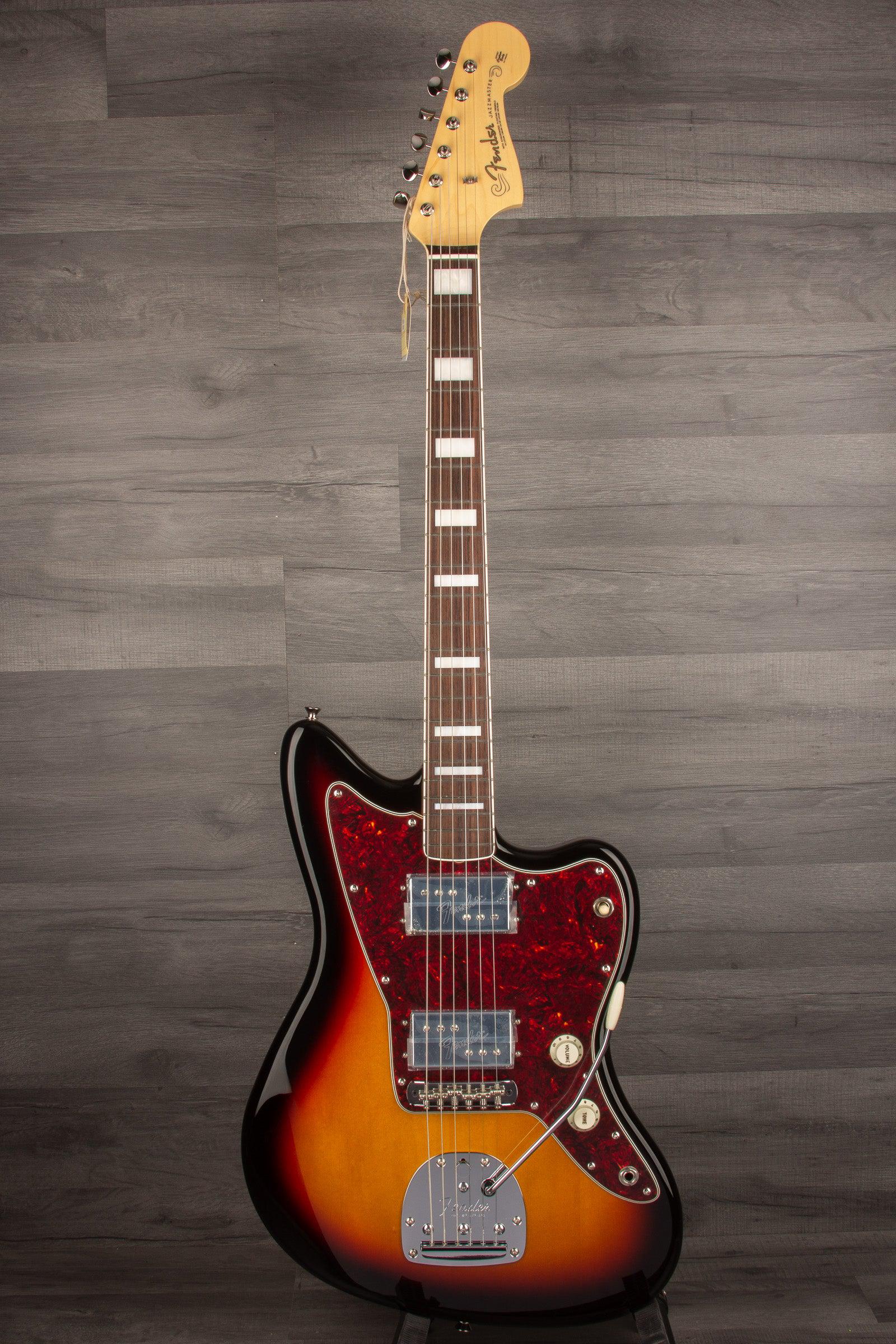 Fender Made in Japan Traditional 60s Jazzmaster HH Limited - 3-Colour Sunburst - MusicStreet