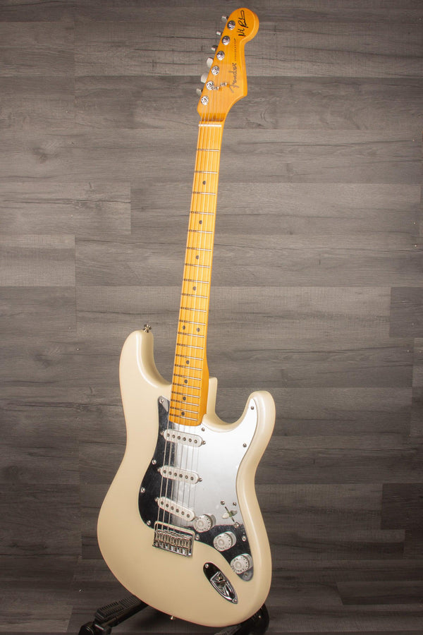 Fender - Nile Rodgers Hitmaker Stratocaster®, Maple Fingerboard, Olympic White - MusicStreet