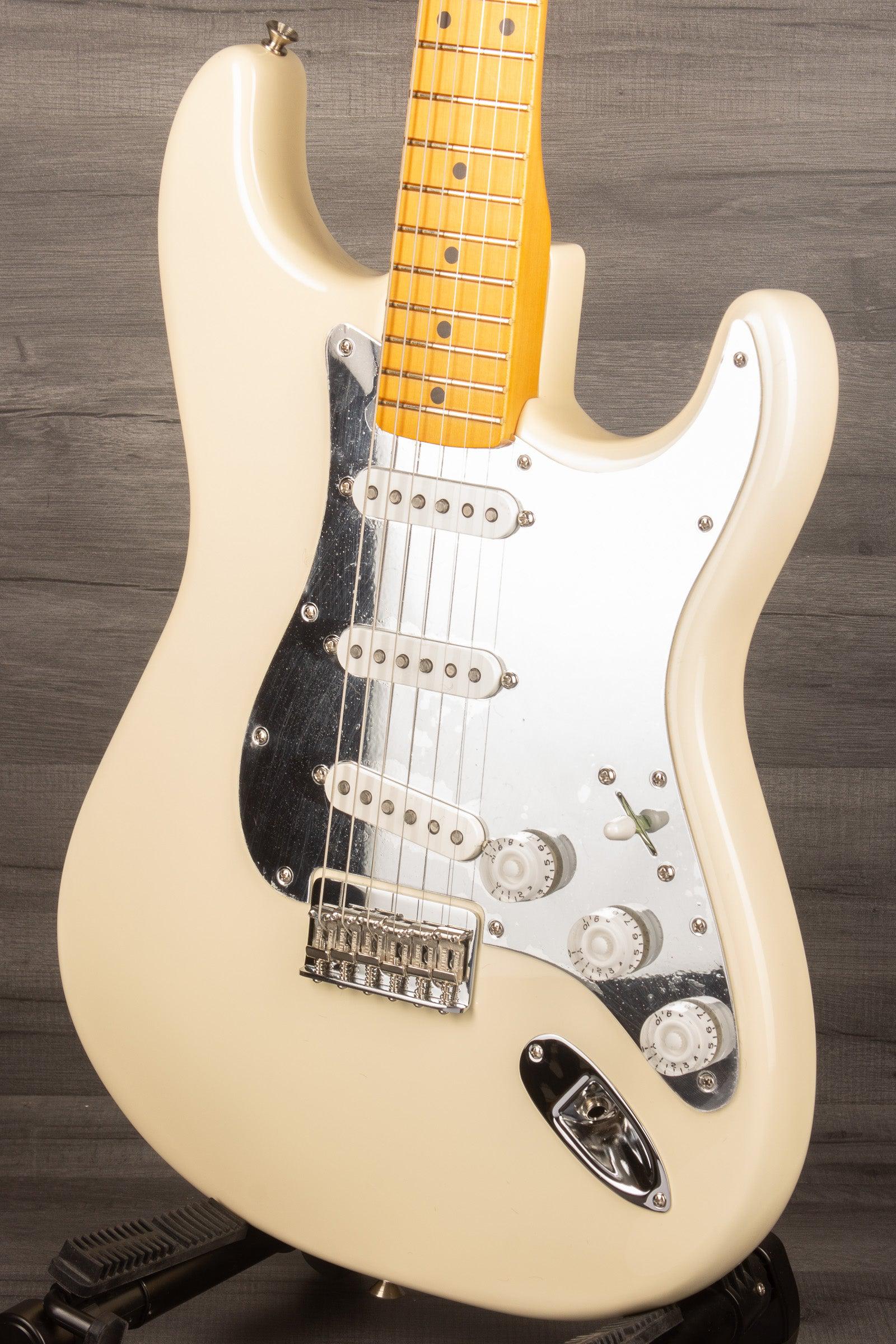 Fender Nile Rodgers Hitmaker Stratocaster® Electric Guitar, Maple Fingerboard - Olympic White