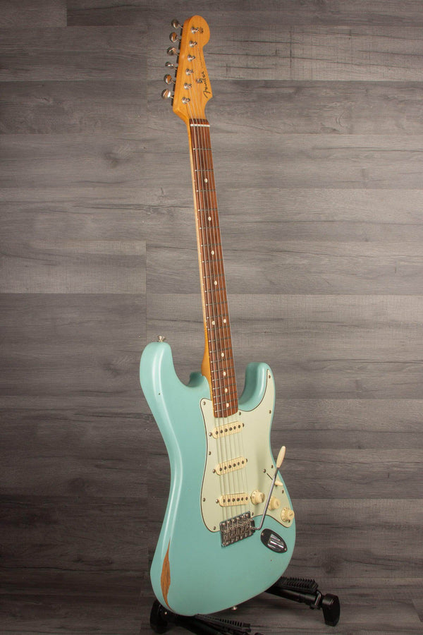 USED - Fender Limited edition Road Worn '60s Stratocaster Daphne Blue - MusicStreet