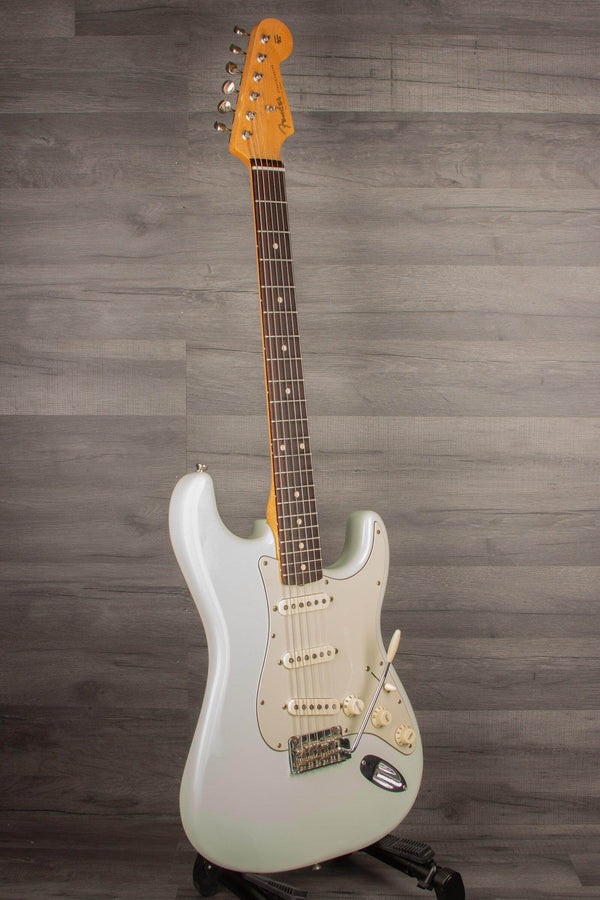 USED Fender - Classic Player 60'S Stratocaster - Sonic Blue (inc tweed hard case) - MusicStreet